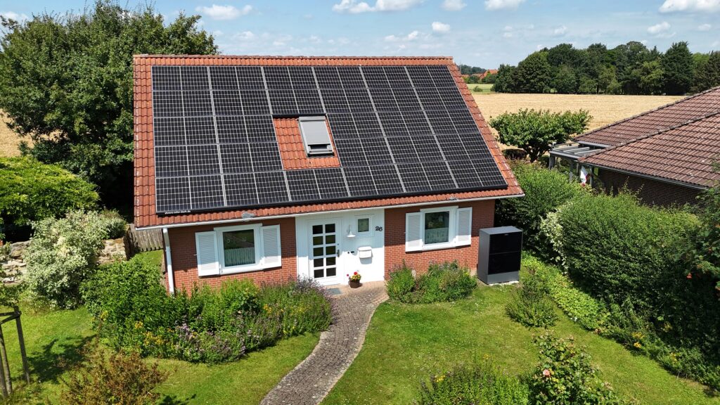 Unternehmensbild 1 von Ahrens Solar- und Dachtechnik GmbH